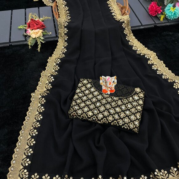 STYLISH SAREE - Picture 15 of 16